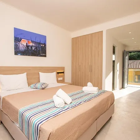 Passas Mare & Benitses (Corfu)