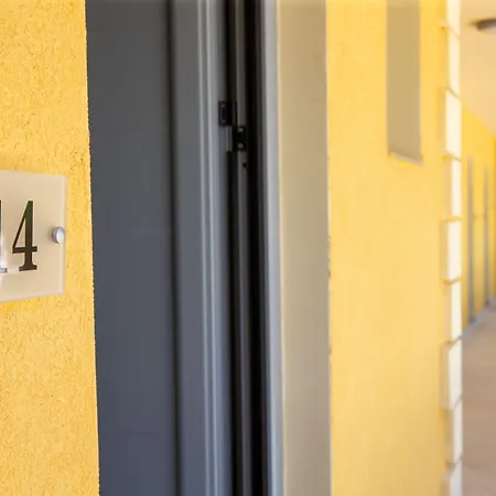 Passas Mare & Benitses (Corfu)